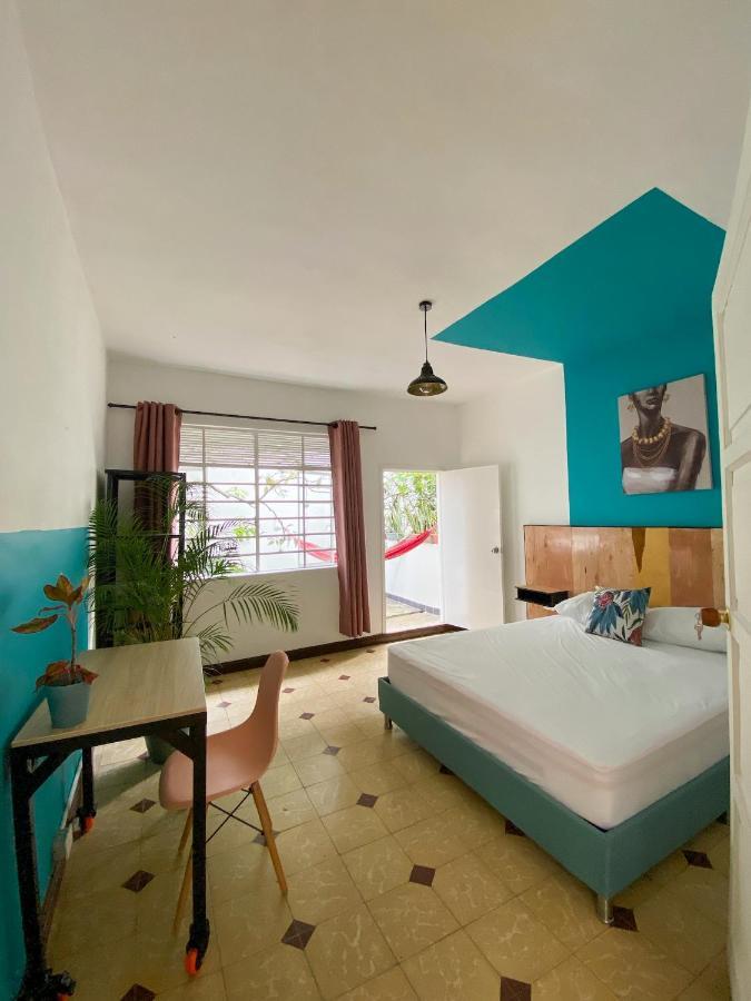 La Palmera Hostel Cali Kültér fotó